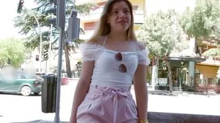 18 years old babe wants to become a Pornstar! Meeting Jacky Blondie