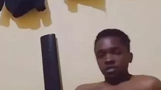 Black tattooed twink fucker shows his big gun and wank