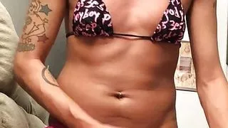 Wearing girlfriends bikini gets me so horny