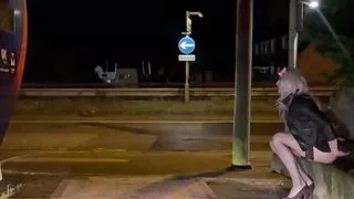 Cumshoting in public