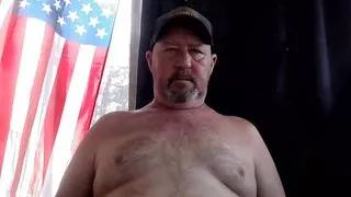 Ich warte nur darauf, allein zu sein, damit ich etwas Neues machen kann