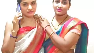 Chachi ne Bhatija ko Phone Karke Bolwaya Fir Dono Chachiyon ne Mil ke Chudwaya With Hindi Audio