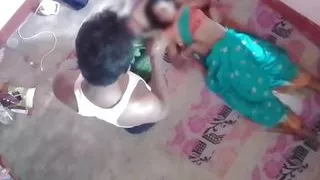 Chupke Se desi bhabhi ko Chod liya din me hi
