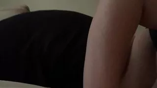 Pillow humping & cumming & moaning