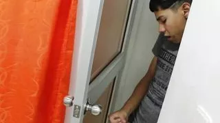 Horny stepson masturbating while watching his stepmom do it too - Porn in Spanish