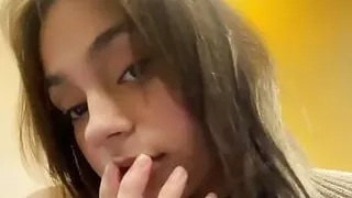 Using a vibrator on the bed, and I LOVE it!