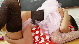 Lesbians Michelle Thorne and Tammie Lee Fingering and Liking