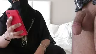 Arab Wife Tells Husband She Is Lesbian And Wants To Lick Pussy