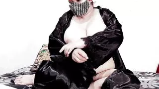 Big Boobs Arabic MILF Mastrubation with Dildo