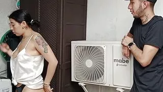 Stepbrother gets hard and fucks his stepsister's tight pussy CREAMPIE - Porn in Spanish