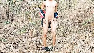 Schuljunge sexy großer Schwanz Cumshot in der Öffentlichkeit