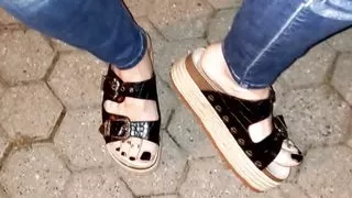 crossdresser feet lover in public