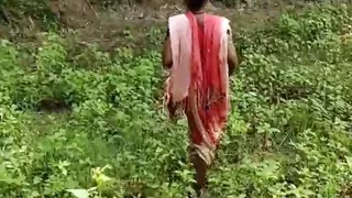 Indian village bhabhi forest fuck in outside
