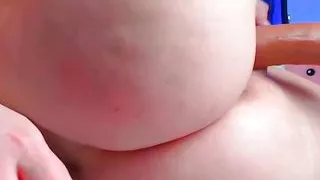 Flogging to the redness of the ass during sensual double penetration