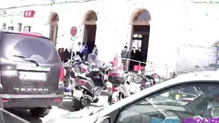 Verfuhrerische Blondine wird abgeholt und geknallt