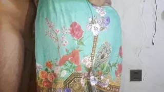 Arab Women hardcore fucked hard by young boy - horny Arab girl , moti Aunty ko choda