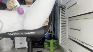 Brunette Having An Orgasm In Her Yoga Pants