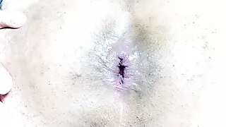 Schwuler großer Arsch, aber das Loch ist sehr klein