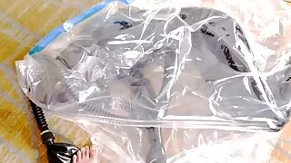 Fejira com Feel the pleasure of being wrapped tightly around your whole body