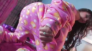 Nina James wakes up to some solo fun