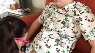 the schoolgirl called her classmate to have sex at home after school