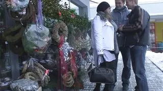 Blonde busty mature mom fucked from both ends