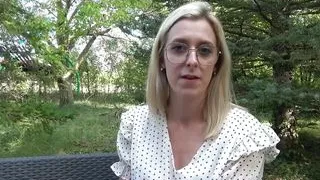 Alrox wants to get her pussy fucked by the pool