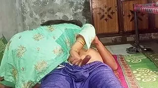 Beautiful Indian Actress made a fucking session with co actor in a hotel room. Full hindi audio with superb scene