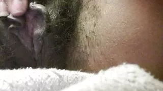 Watch me rub my pussy and cum