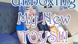 Unboxing my new sexy toys