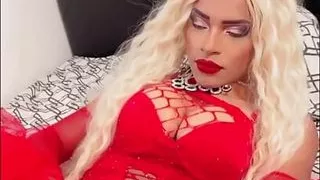 Come And Play With Me