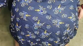 Indian sexy Housewife showing her asshole and cucumber fuck