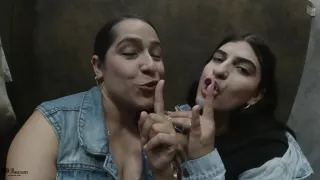 Lesbianas Cachondas Se Divierten En Un Bano Del Centro Comercial En Cucuta Colombia-porno En Espanol
