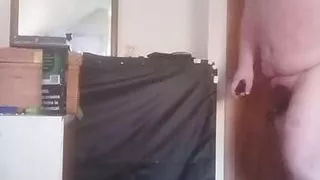 Mofo2121 twerks in a tube sock