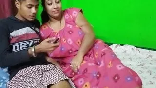 Step Mom k sath step son ki chodai