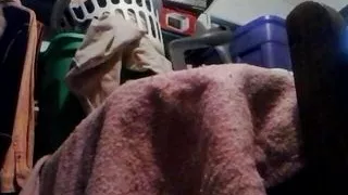 Banging oshelly on table