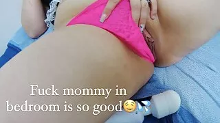 fuck stepmommy in bedroom is so good