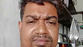 I have no wife, i have hand for sex.