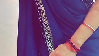 Bhabhi is loving her pussy