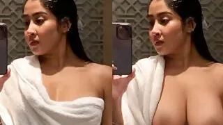 Pakistan Big Penis jerking off Hide Camera in Room