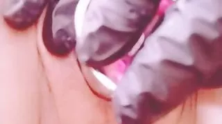 Playing with breaking my pussy