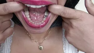 Mature Cuckold Mother Opens Mouth And Throat