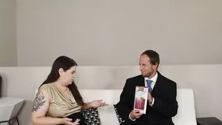 Syd Gives Boss A Pantyhose Modelling