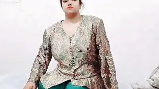 Beautiful Curvy Milf with Big Boobs Fingering