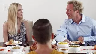 Stepbrother Is Thankful For His Penis - S22:E3