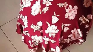 My wife is cleaning without panties to seduce me