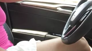 Nympho anal dyke seduces bigbooty lesbo using fingers