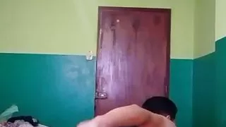 Pajeando mi ano todo el dia con pepinos 1