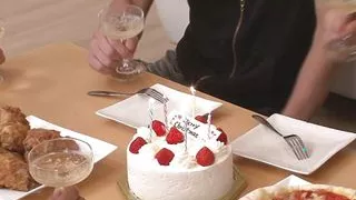 Sexy Girl Spreads Legs As Pussy Is Licked Before A Fuck