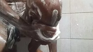 Would you bathe with me in your house without your relatives finding out? Give me passive ass